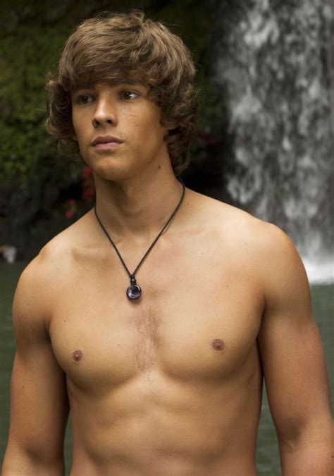 brenton thwaites blue lagoon|blue lagoon the awakening kiss.